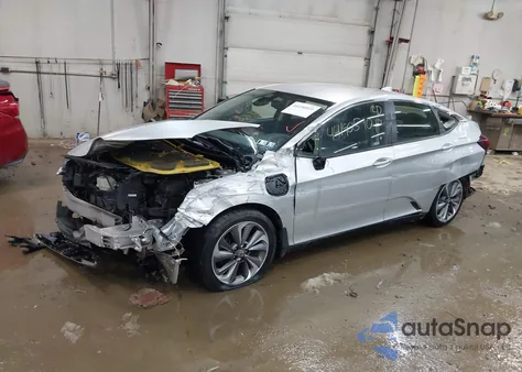2021 Honda Clarity Plug-In Hybrid Touring from USA, damaged, VIN JHMZC5F3XMC000958